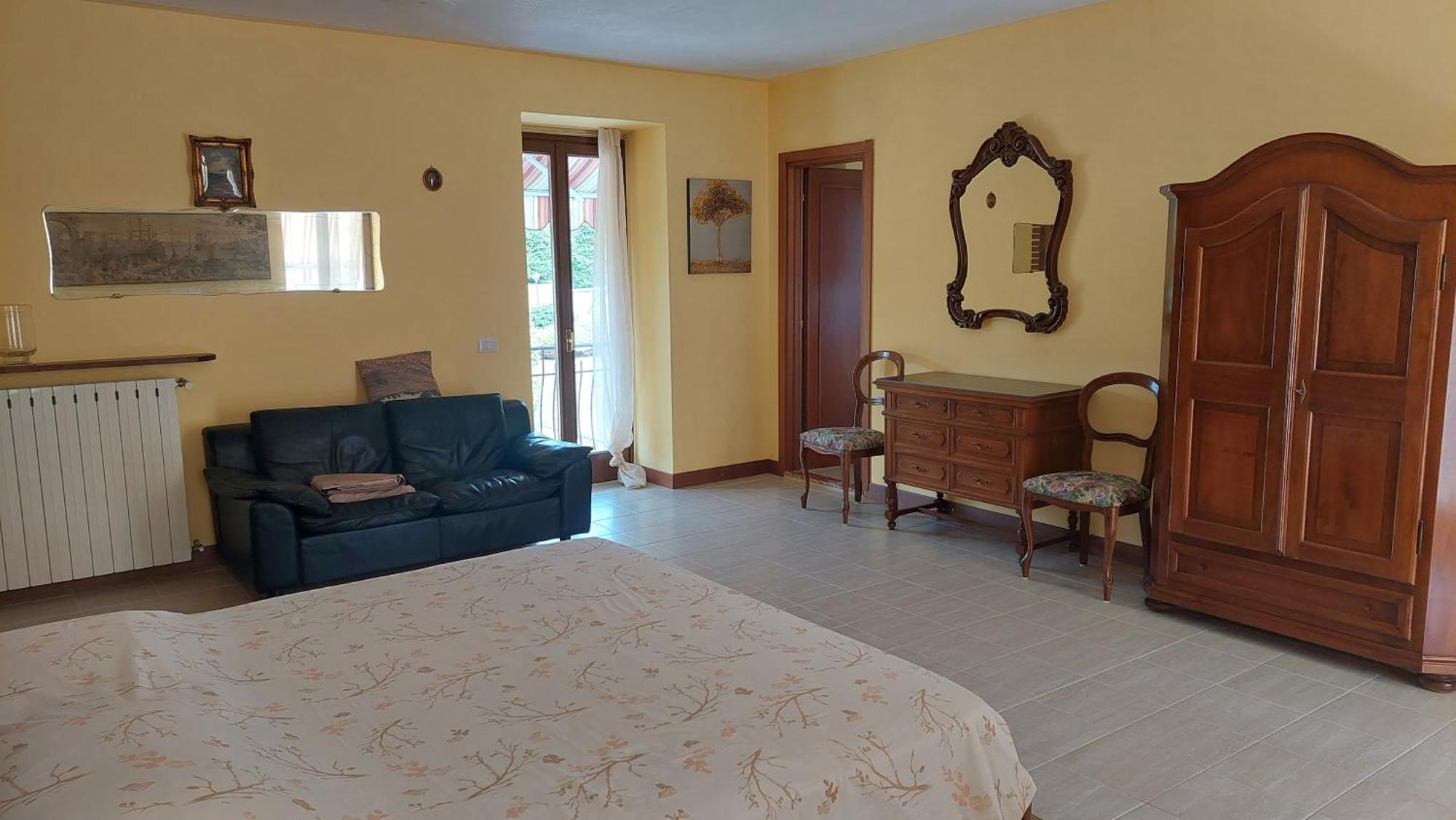 Eli'S House Apartment Bolzano Novarese ภายนอก รูปภาพ