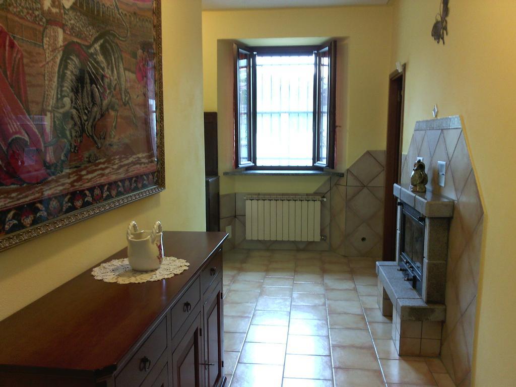 Eli'S House Apartment Bolzano Novarese ภายนอก รูปภาพ