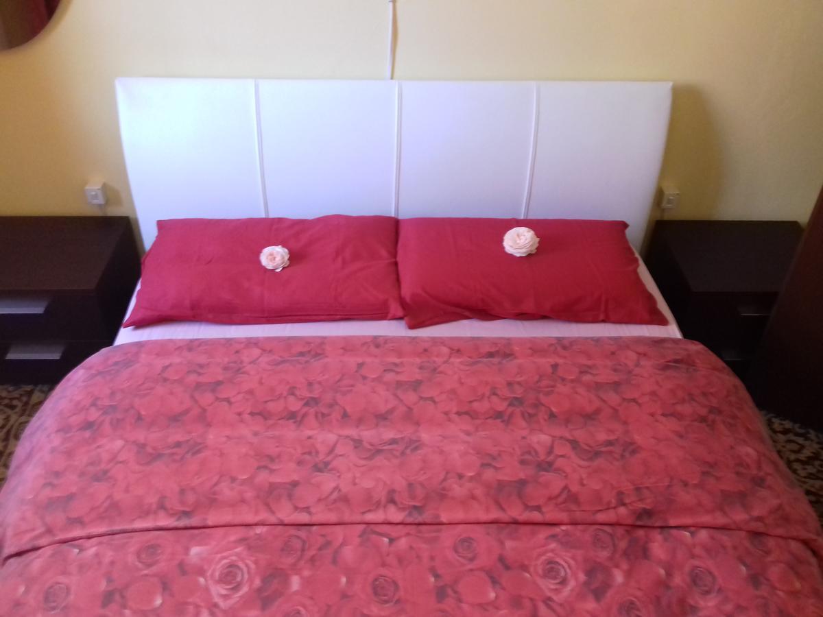 Eli'S House Apartment Bolzano Novarese ภายนอก รูปภาพ