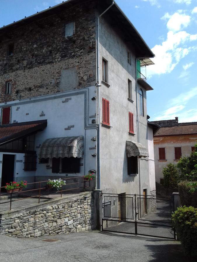 Eli'S House Apartment Bolzano Novarese ภายนอก รูปภาพ